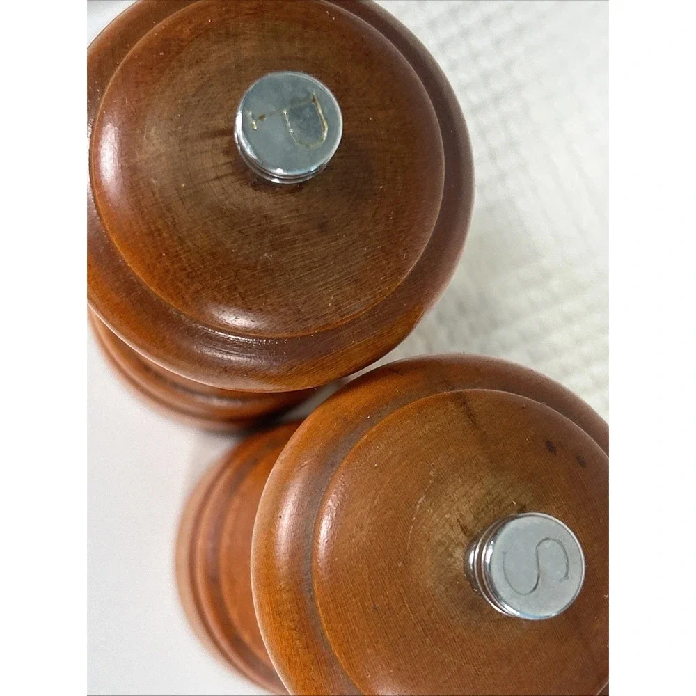 Vintage Wood Salt and Pepper Mills Grinders Olde Thompson Wooden Turned